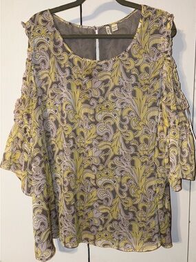 Cato Yellow and Gray Cold-Shoulder Floral Blouse
